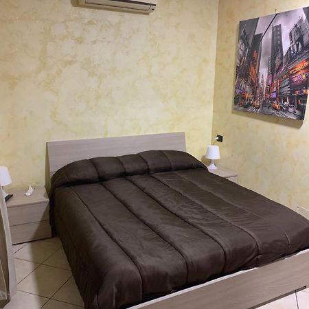 Airport Bedroom House Catania Luaran gambar